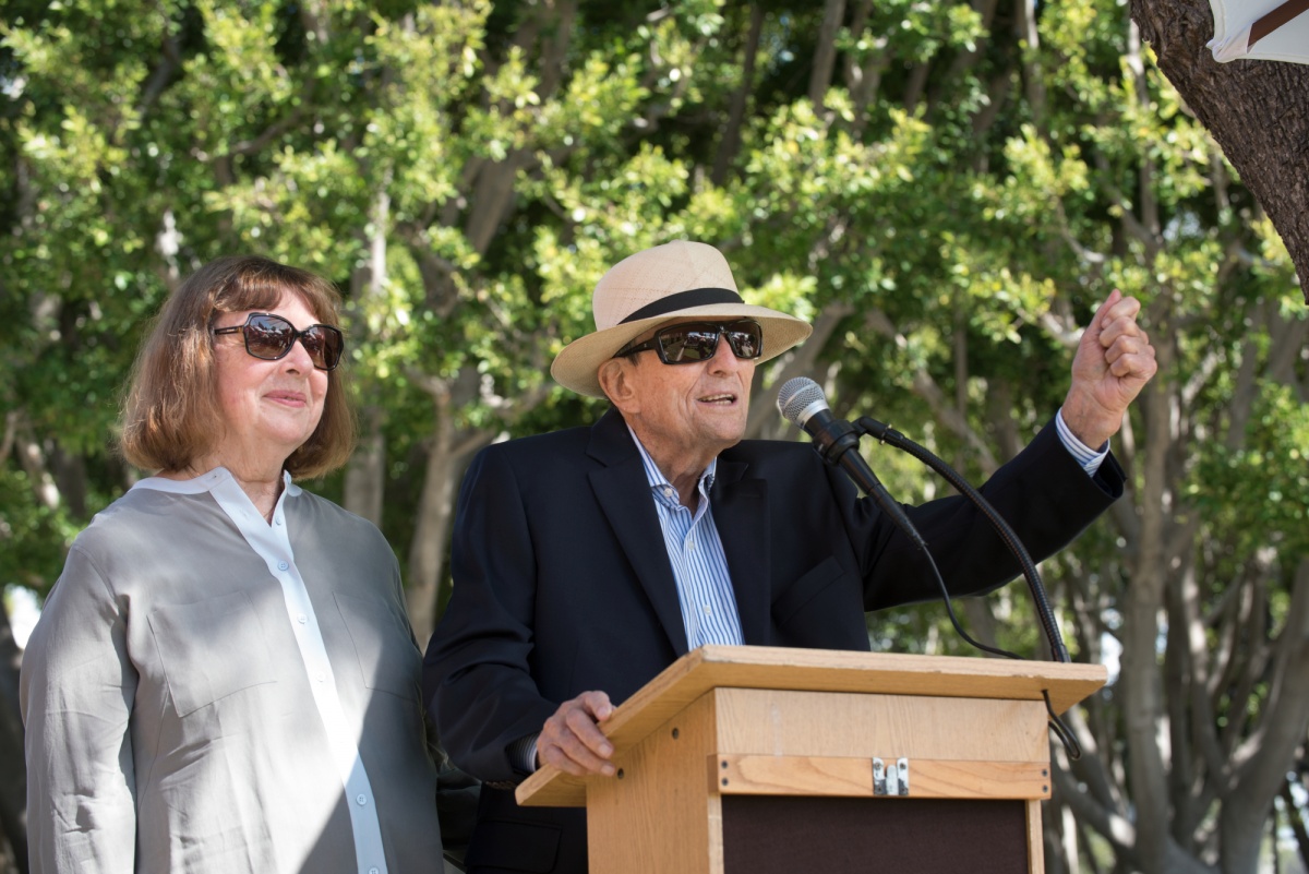 Bob and Barbara Ellis speak at a ceremony dedicating a CSULB