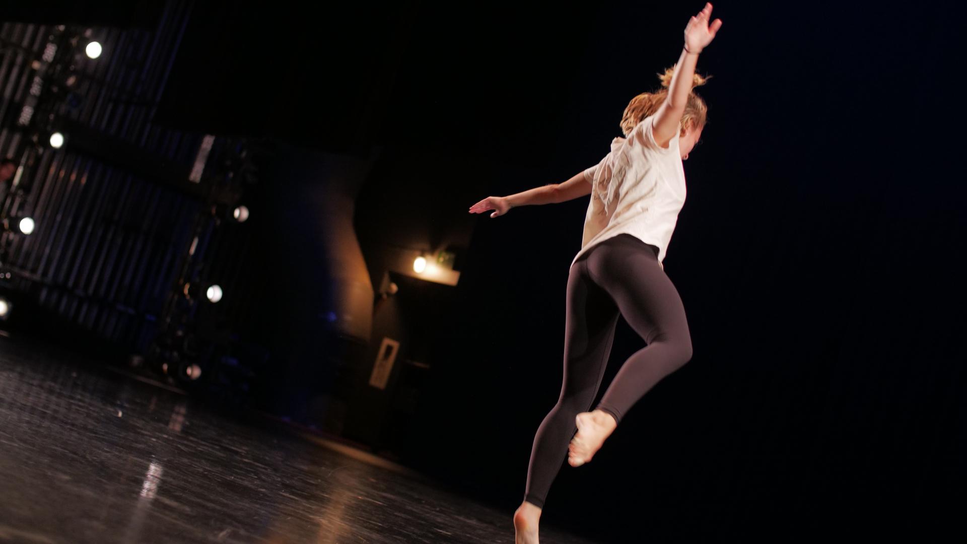 CSULB Dance students rehearsing Gloria by Mark Morris