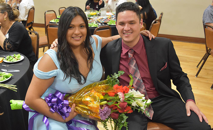 BUILD Scholars Amalia Lira and Nicholas Nieto