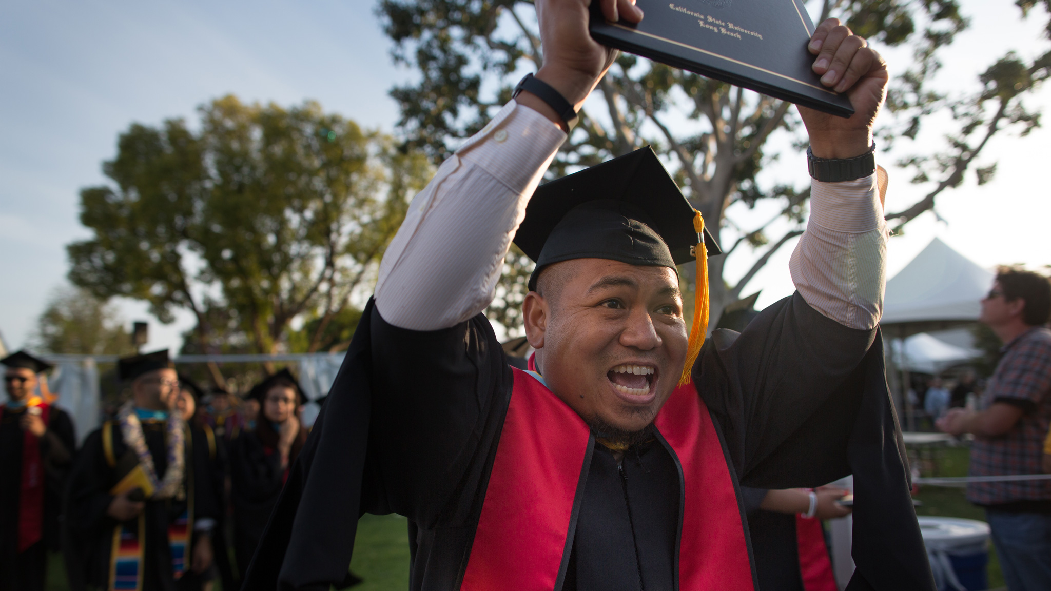 Image: 20150519_thy_graduation_345_0.jpg