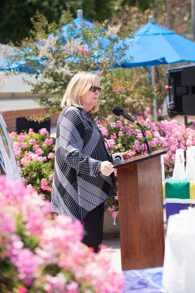 20160616_orlando_vigil_101_sp.jpg President Conoley addresses the crowd.