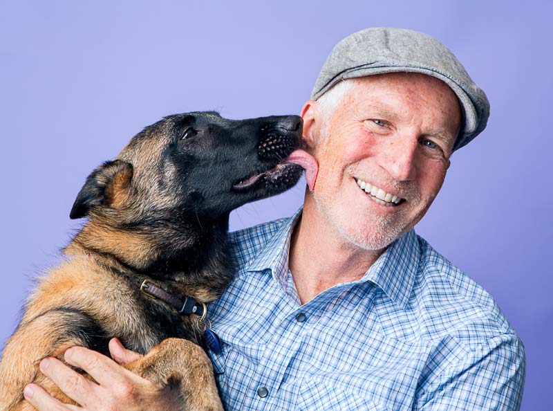 20160624_gwta-dog-show_malinois-800w.jpg Robert Armstrong poses with their dog Vixen, while the seven
