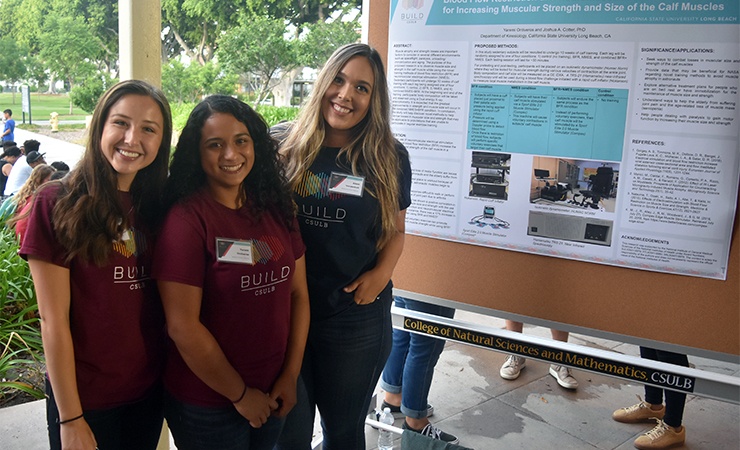  Alexis Castro (BUILD Scholar), Yaremi Ontiveros (BUILD Scho