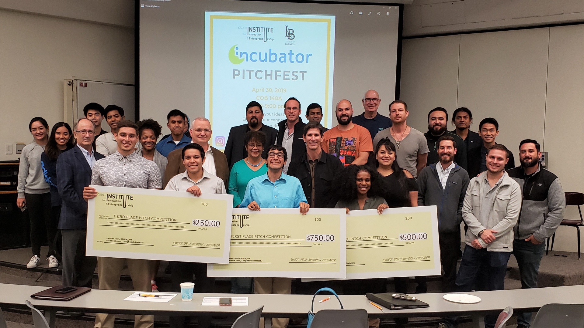 2019 PitchFest winners and participants