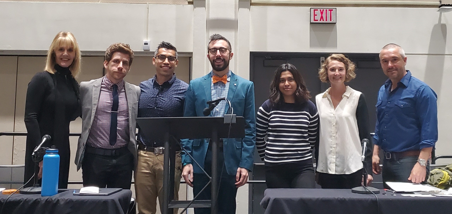 20191118_180057_crop.jpg debate panel