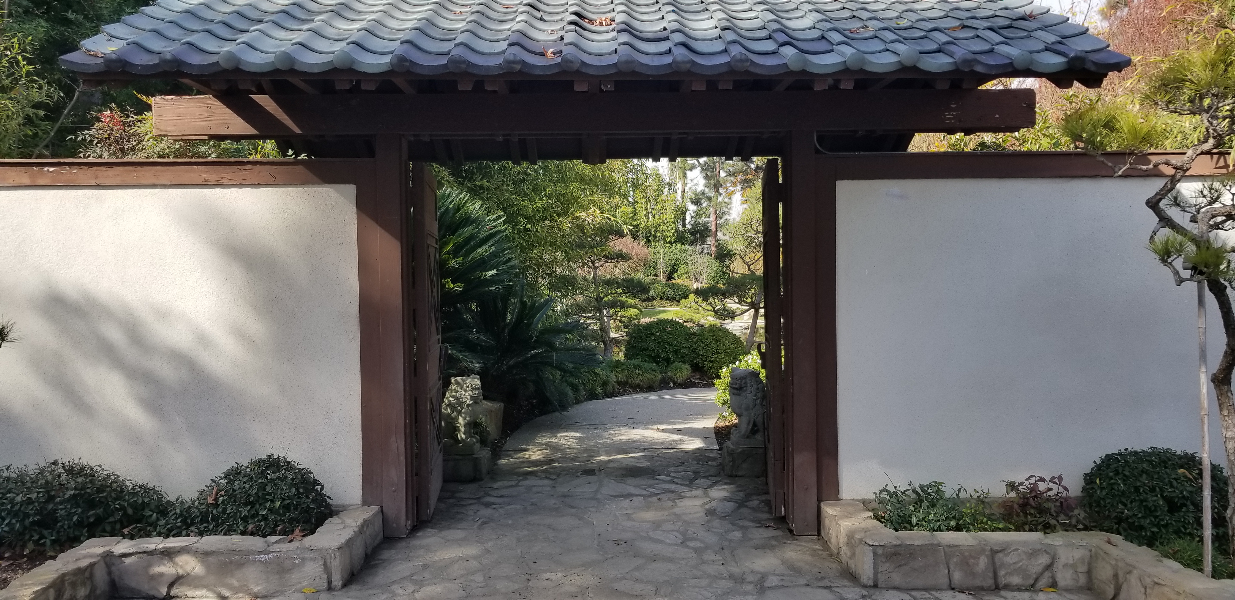 Photo of the main gate to the Garden