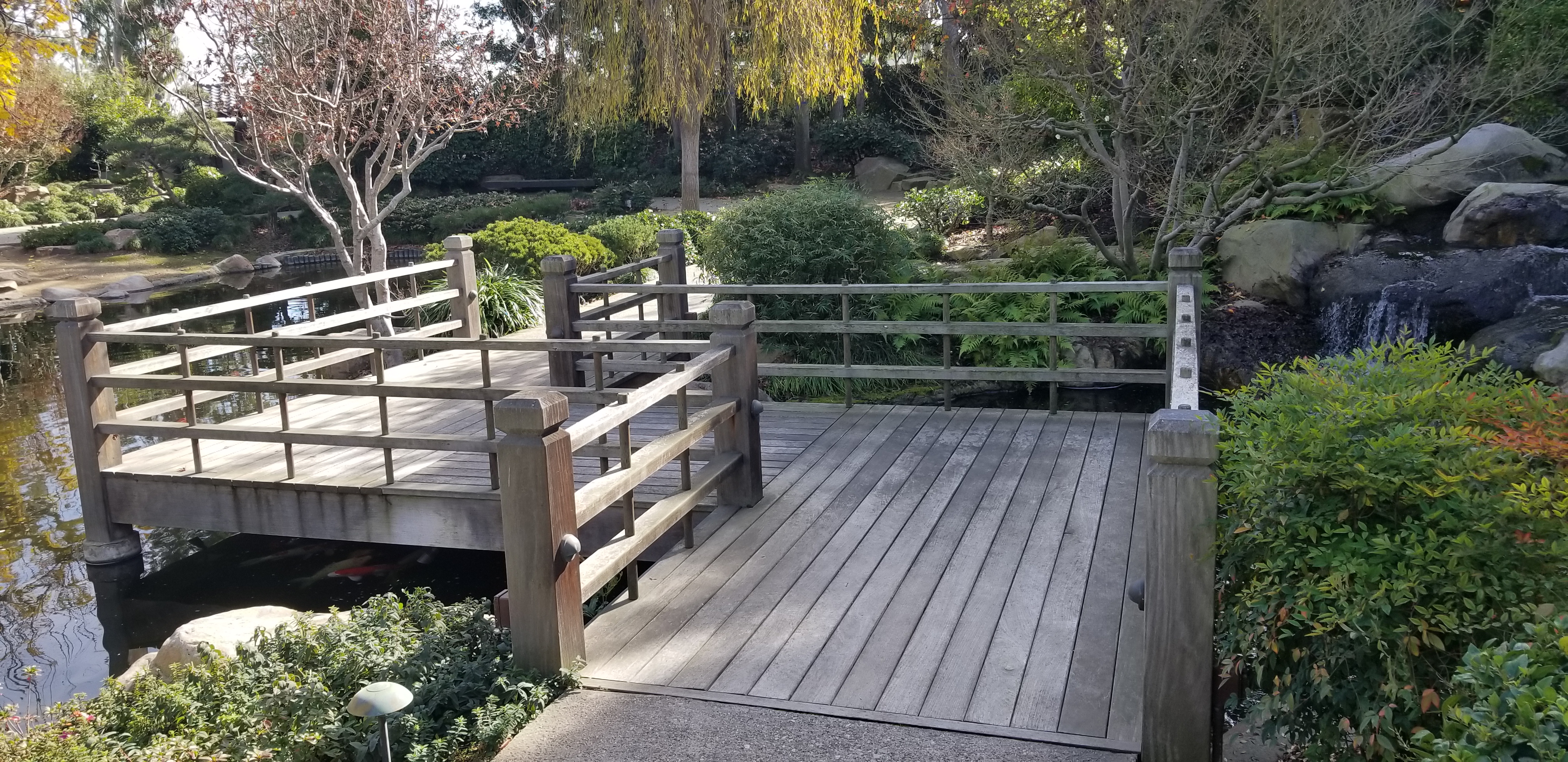 Photo of zig zag bridge