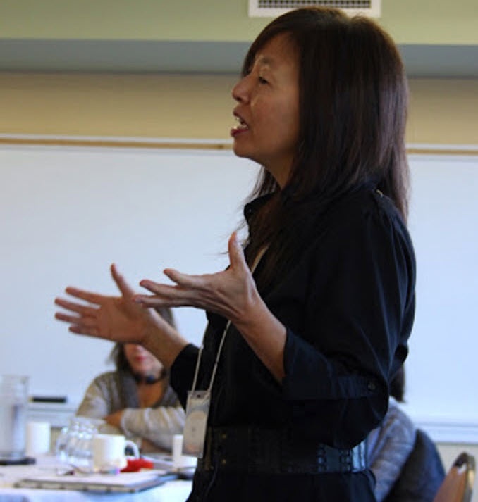 2022-03-18_9-23-36.jpg Mimi Kim Silhoutte