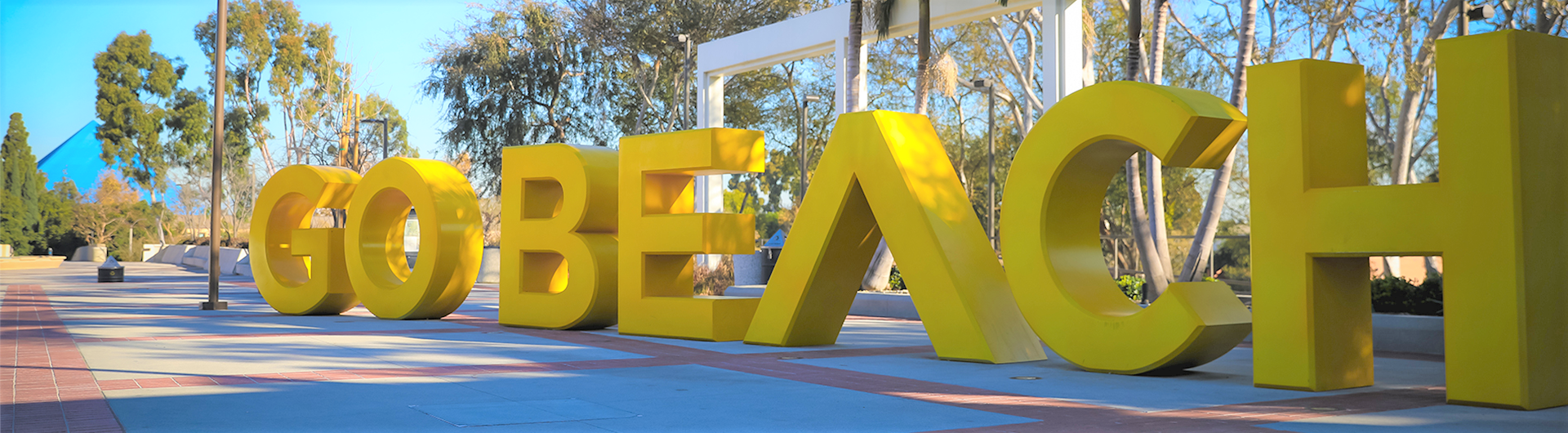 CSULB Banner_Go Beach Sign Go Beach Sign