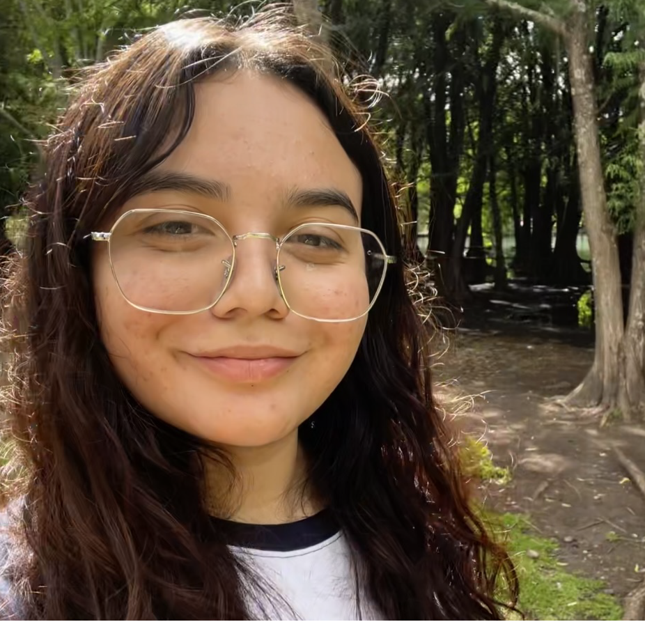 A selfie of Adrianna Hernandez.