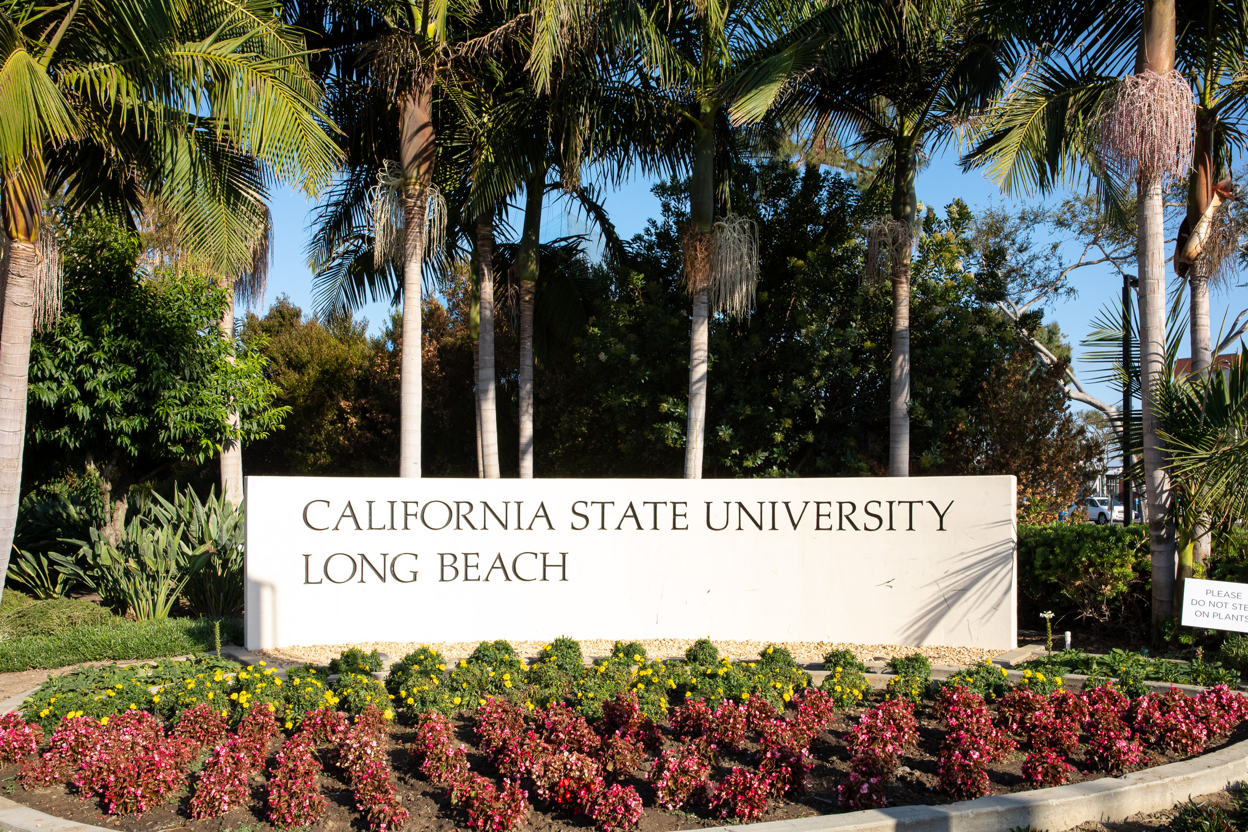 General Campus CSULB Sign
