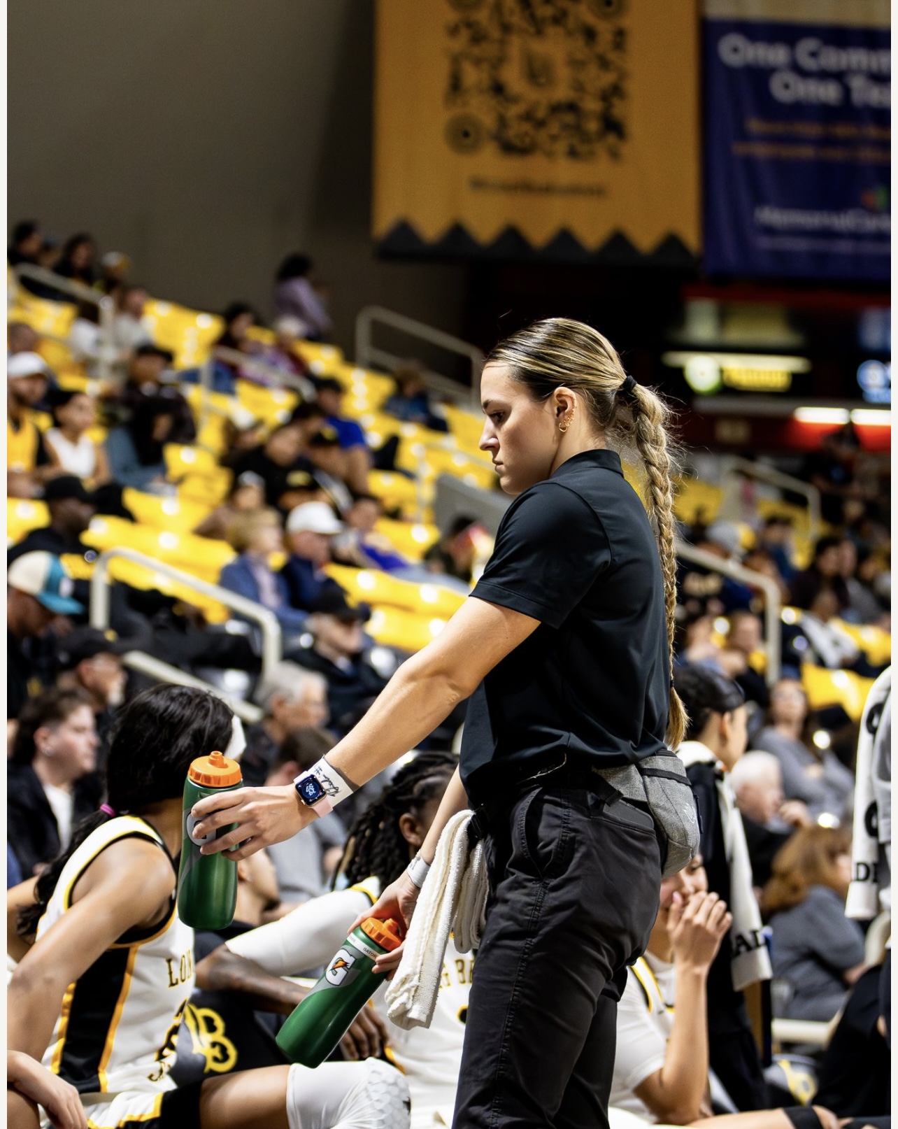 Jenna Gardner on court
