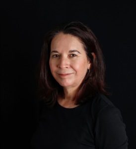 Monica Almeida - Thumbnail