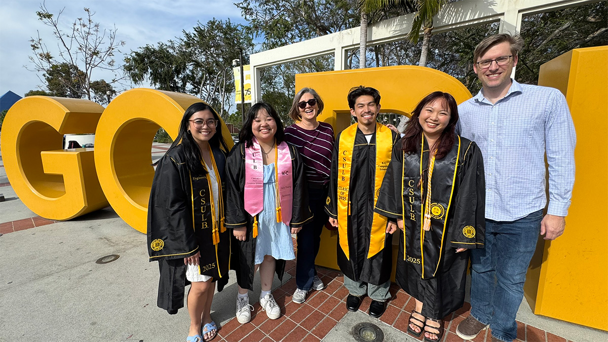 CECS graduates and mentors