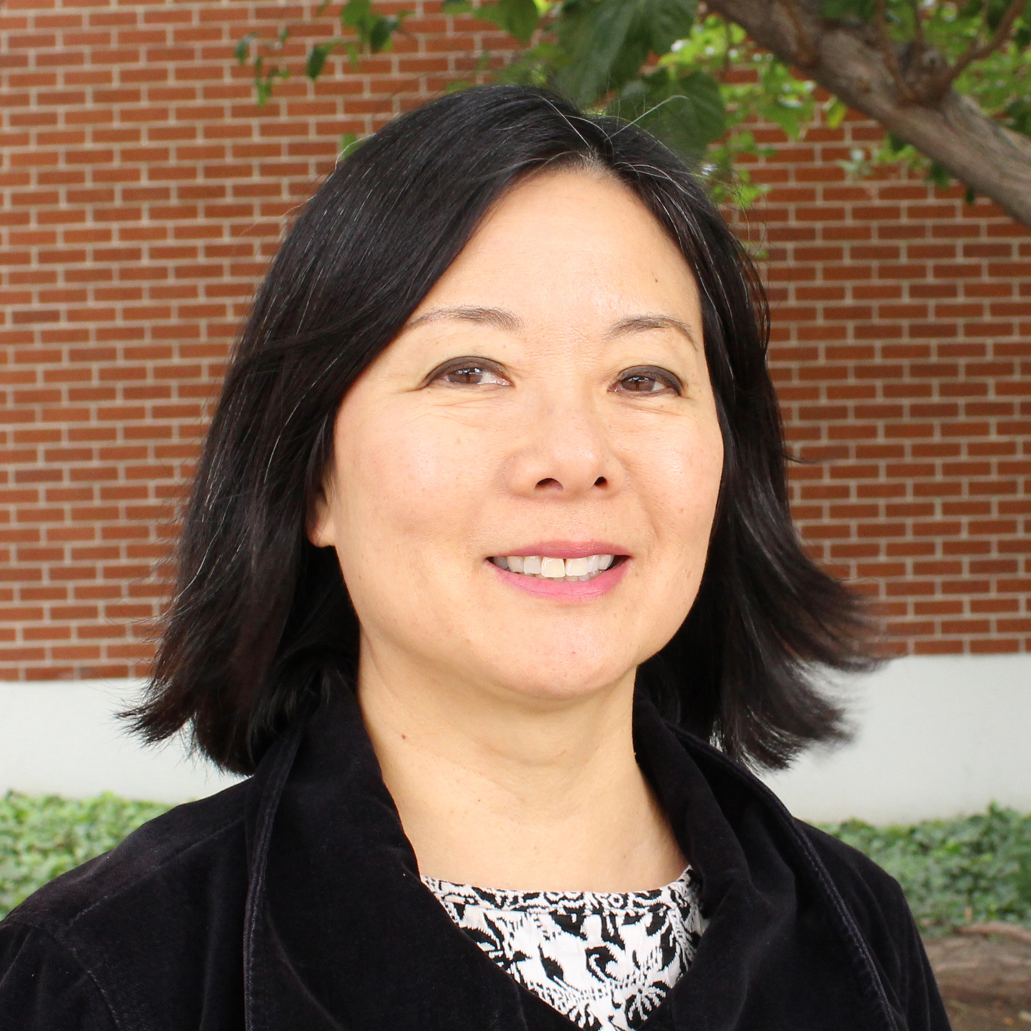 Shelley Takahashi Head Shot