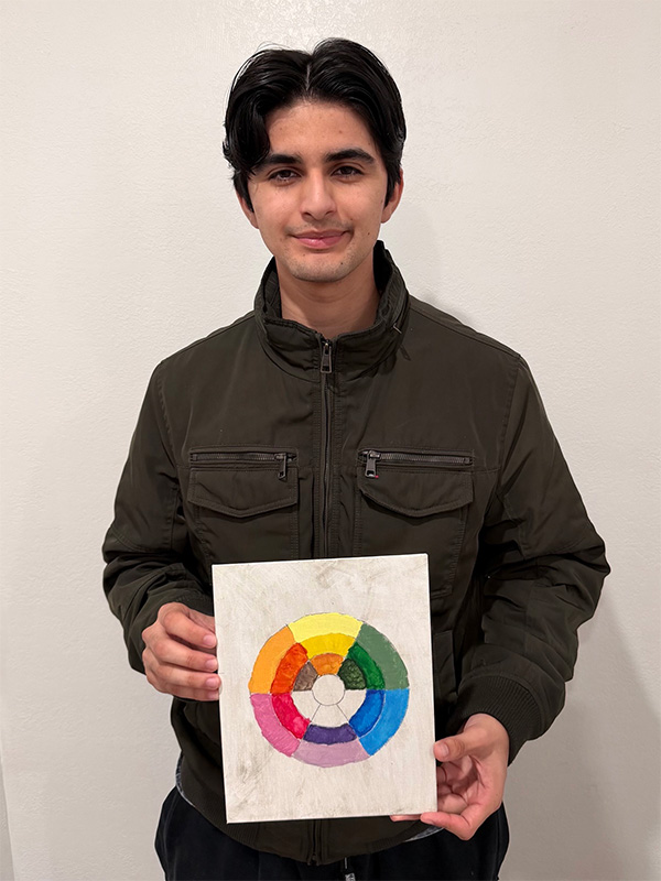 Mark with color wheel