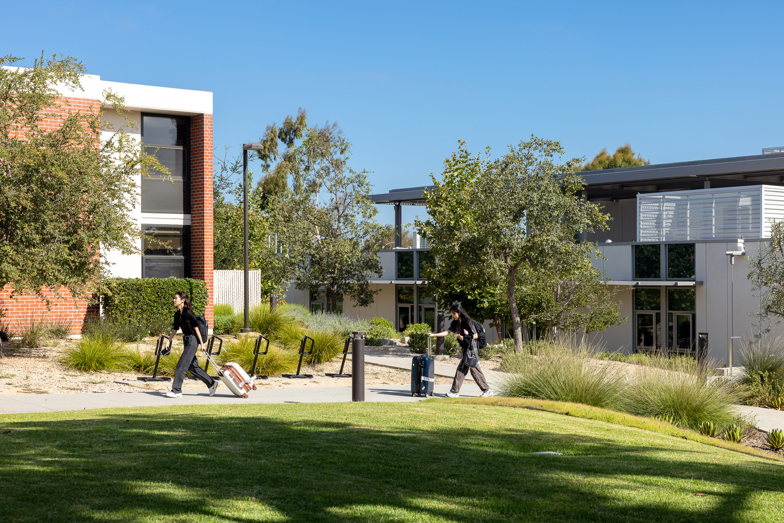 Students Move Into Campus Housing