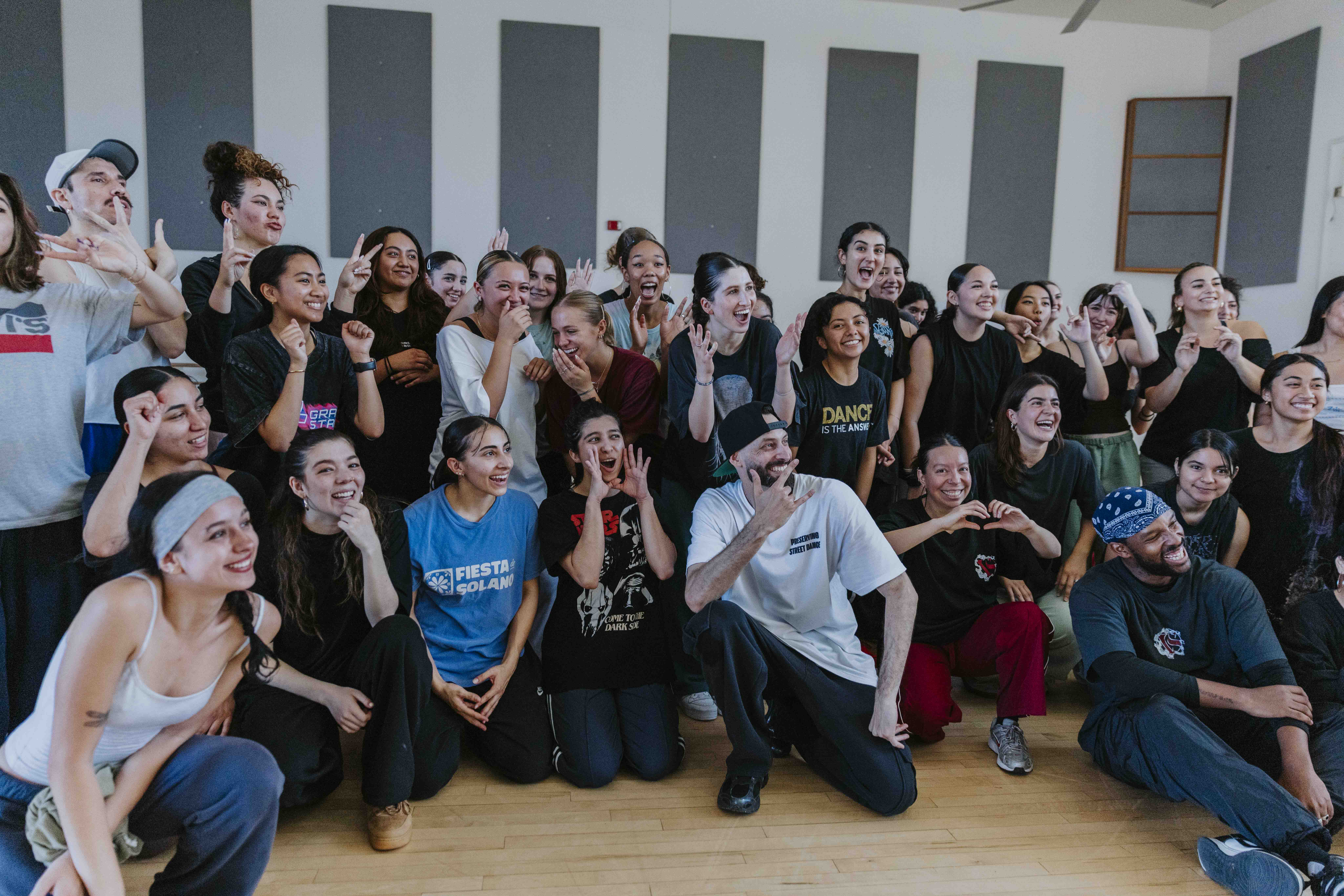 group of CSULB dance students