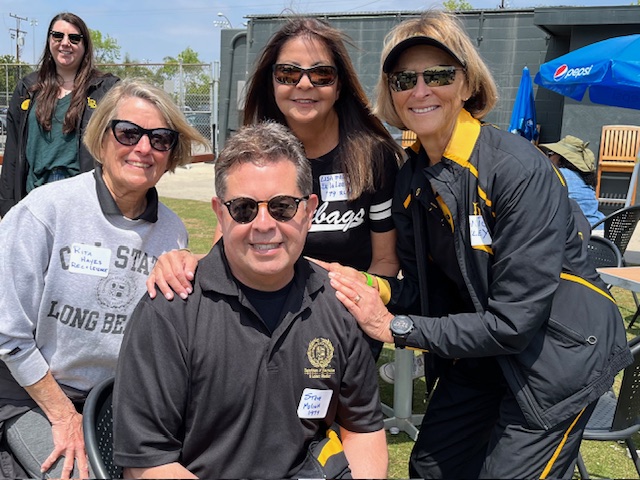 RLS Alumni Attending Dirtbags Game