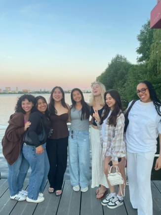 Informal networking helped students build relationships across cultures before collaborating in academic and professional settings. Photo courtesy of IB 494B participants.