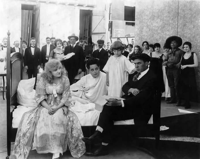 'Twin Kiddies' Publicity Shot