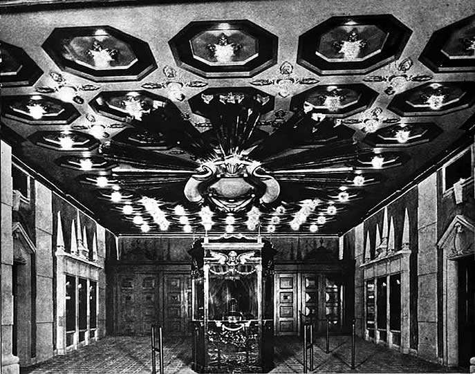 1925 West Coast Theatre Exterior Lobby