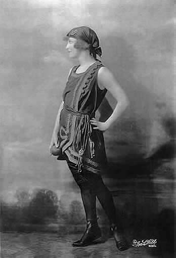 Jackie Saunders Posing