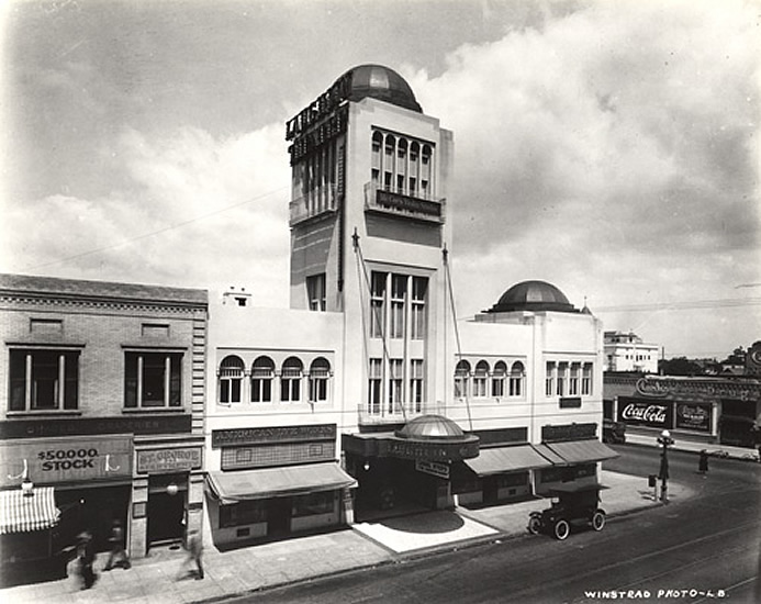 The Laughlin - Photo One