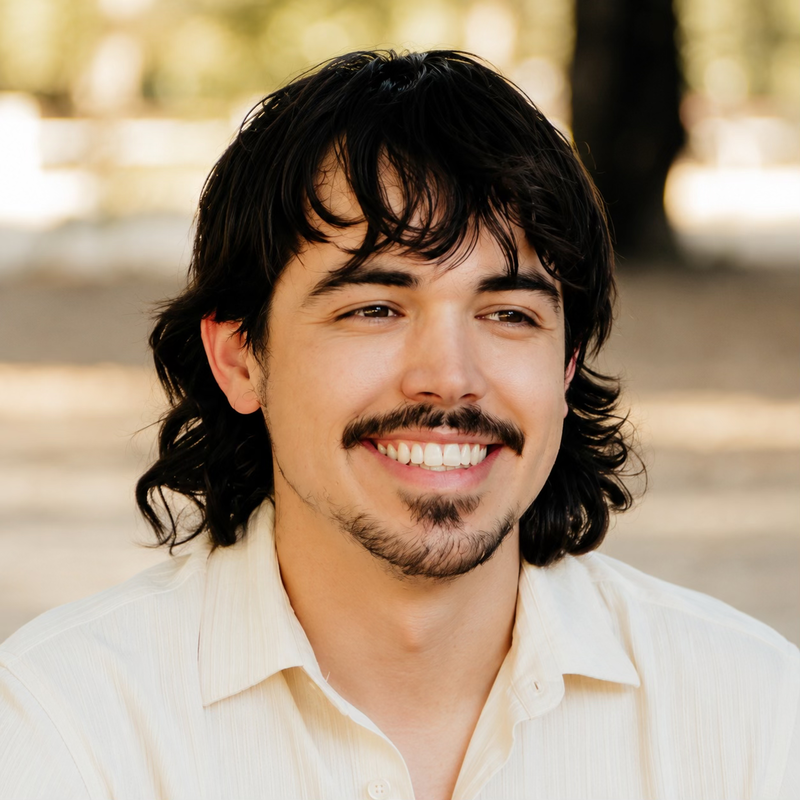 Portrait of Kevin Diniz