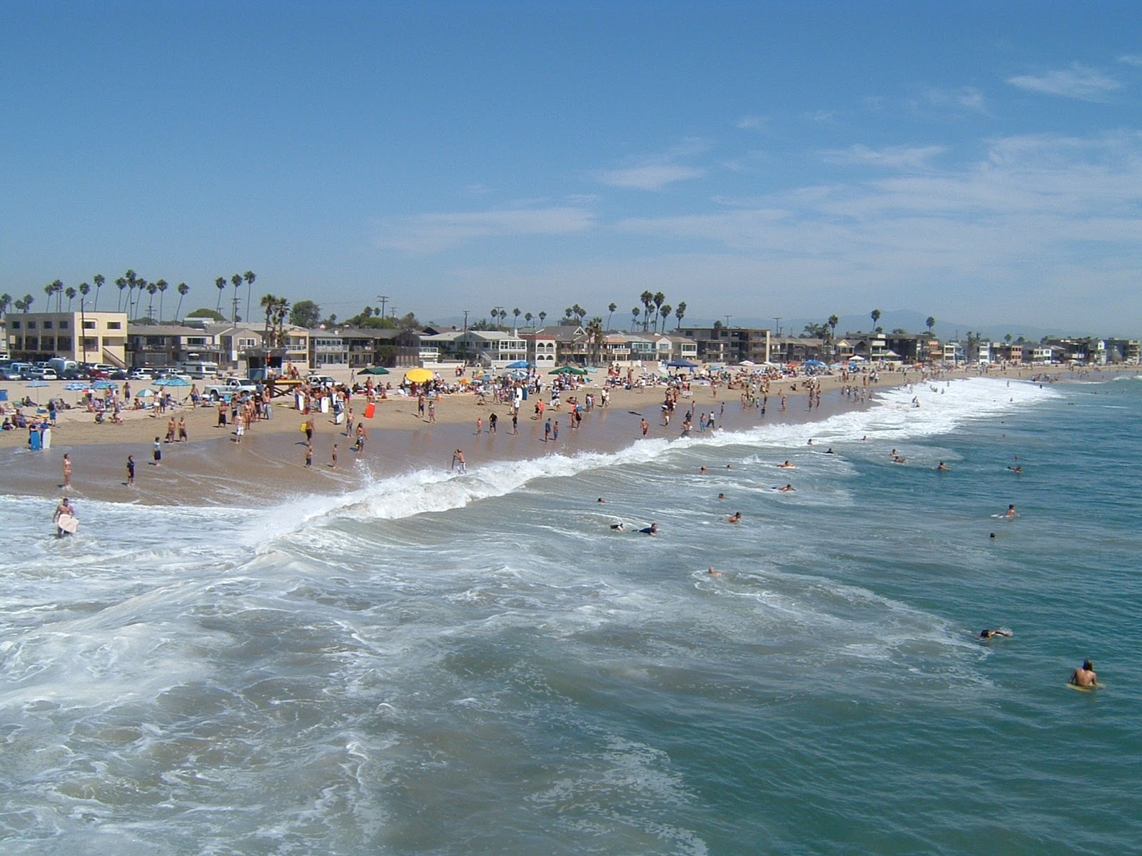 20.jpg Fig. 7 - people on the beach and shore