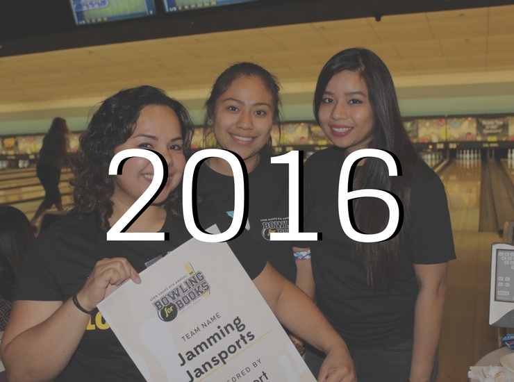 group holding sign for 2016 bowling for books