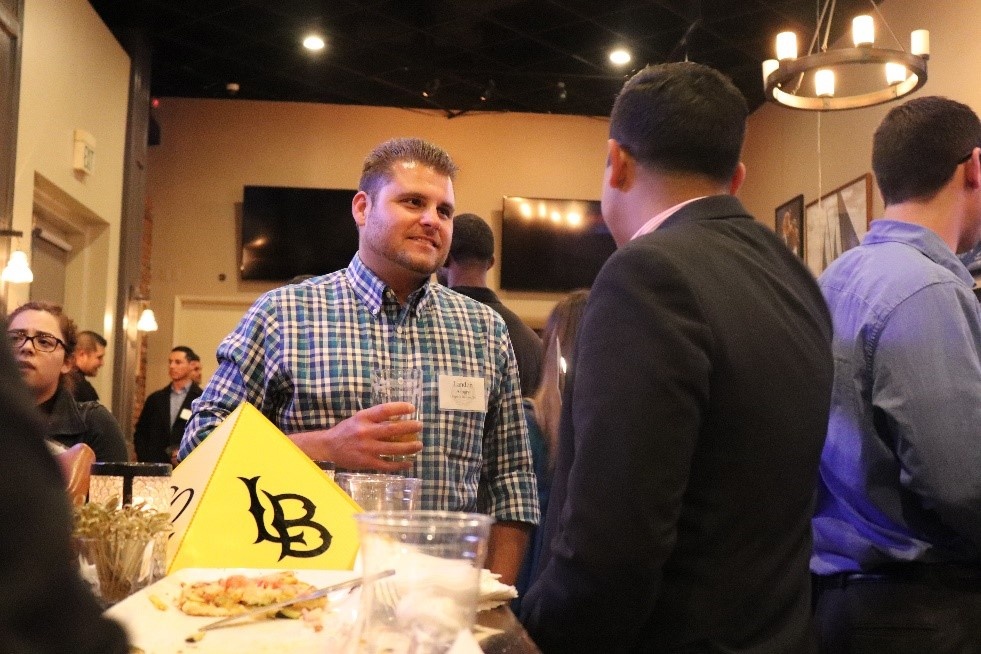 alumni_mixer_attendees.jpg Beach Alumni Mixing
