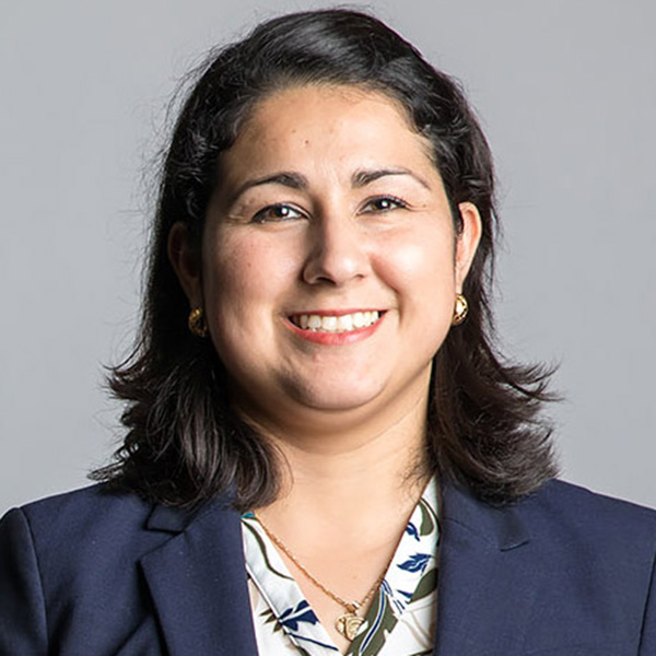 Dr. Perla Ayala