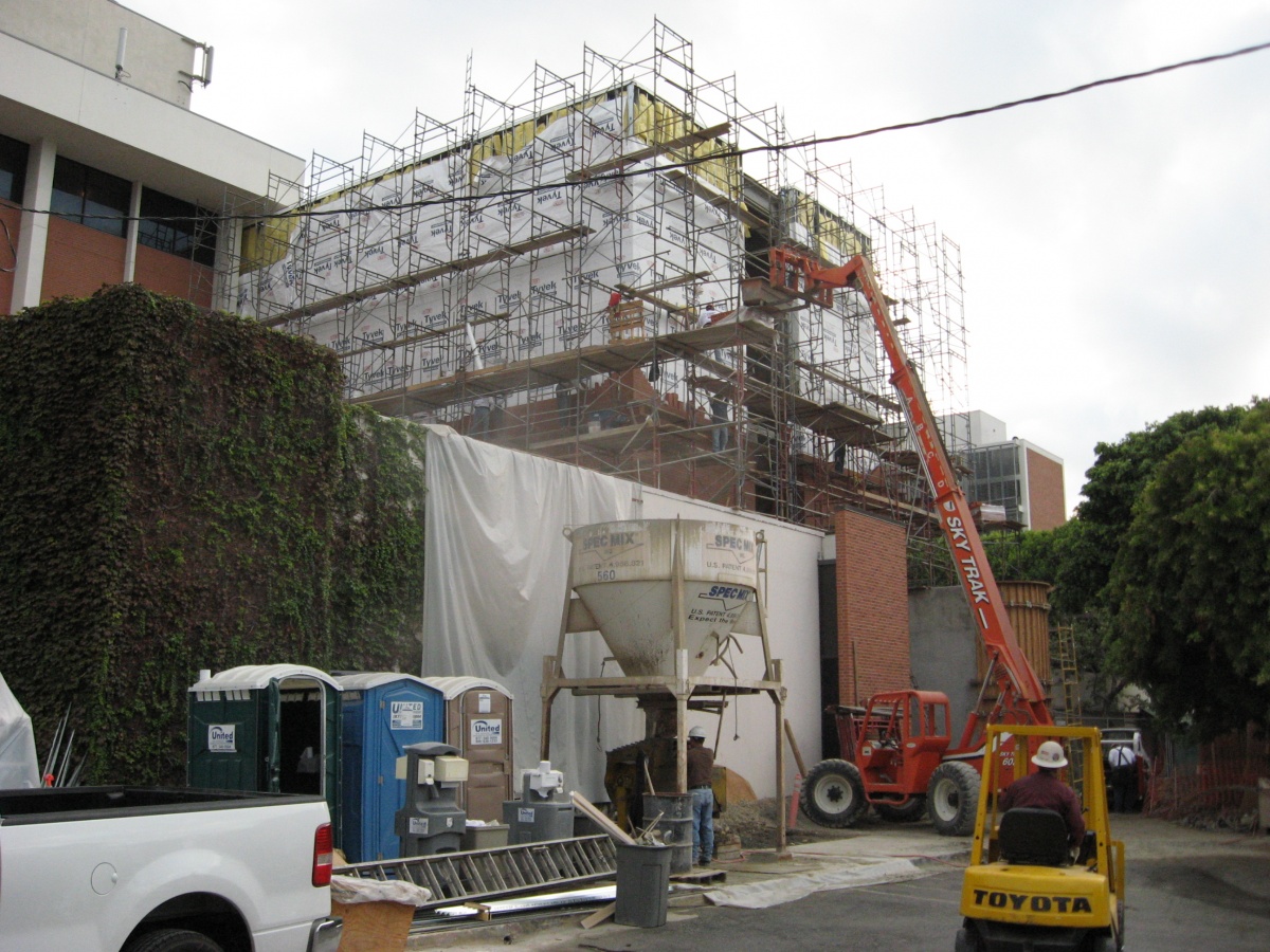 content_university-library-rennovation2.jpg University Library Under Construction