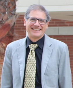 curtis_bennett_250x300.jpg Dean Curtis Bennett
