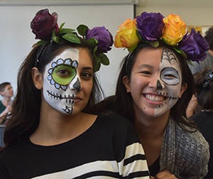 Facepainting at the BUILD Day of the Dead Celebration