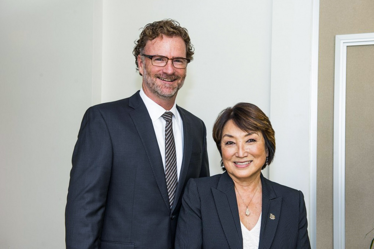  Dr. Danile O'Connor and Dr. Karen Nakai