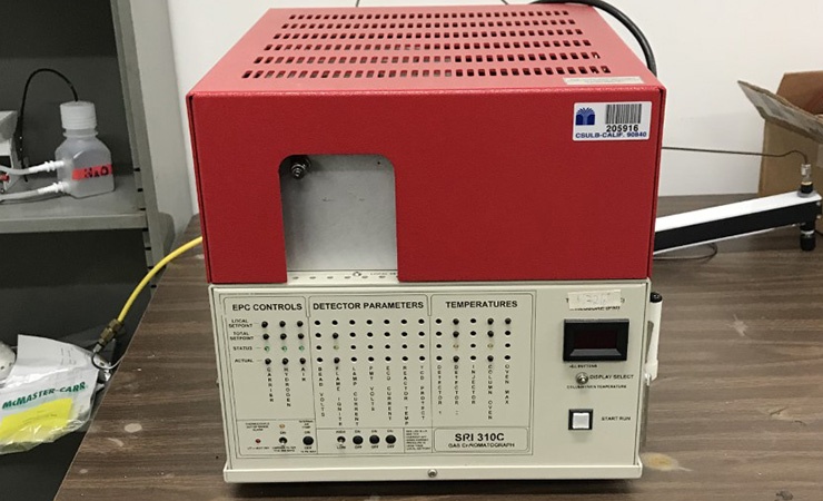 ecs110-chromatograph_edu_gas_sri310-205916.jpg Gas Chromatograph