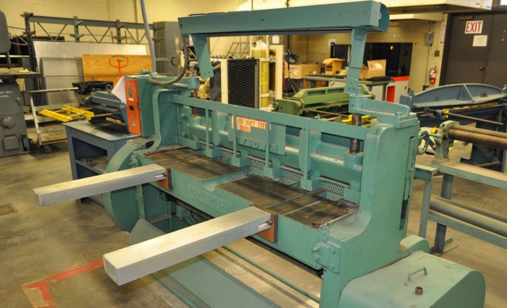 et-108_metal_shearer-wysong_miles.jpg Metal shear Wysong & Miles