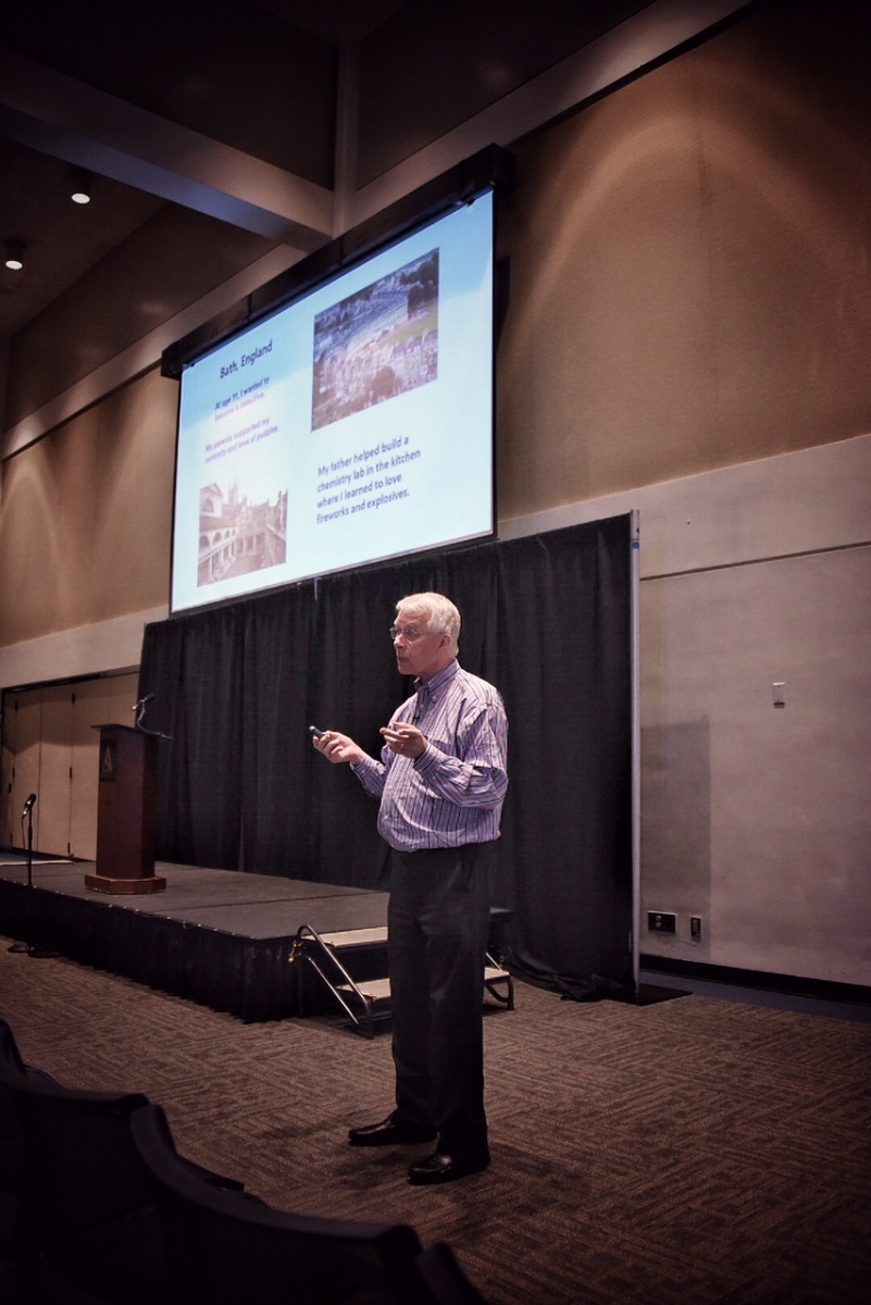 image1_0.jpg Sir Richard Roberts explaining his path to the Nobel Prize