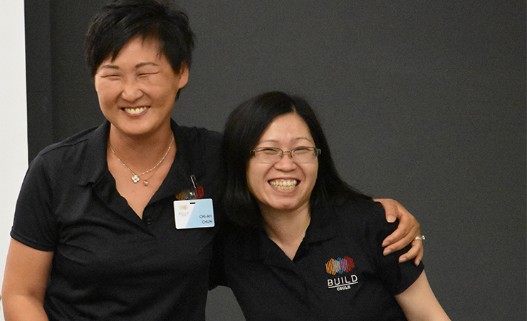 Drs. Chi-Ah Chun and Kim Vu pose for the camera.