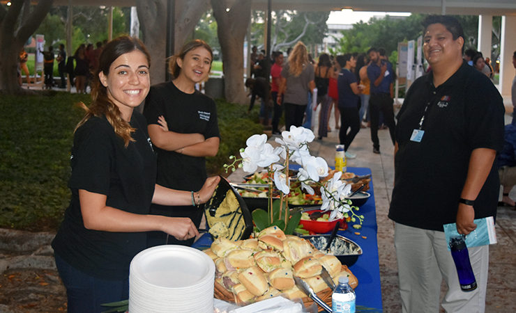 img-97.jpg BUILD Alumni Lauren Dunne and Selin Ari with CSULB BUILD Co-