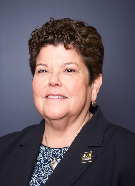leadership-fellows_05-460x634.jpg Portrait of Tracy Maples