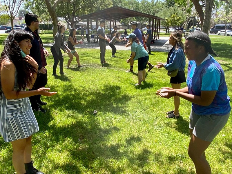 metric_mixer_spring_2022_04.jpg water balloon toss
