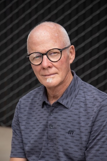 michael_davis_1_rs.jpg Michael Davis, Kleefeld Conteporary Advisory Board
