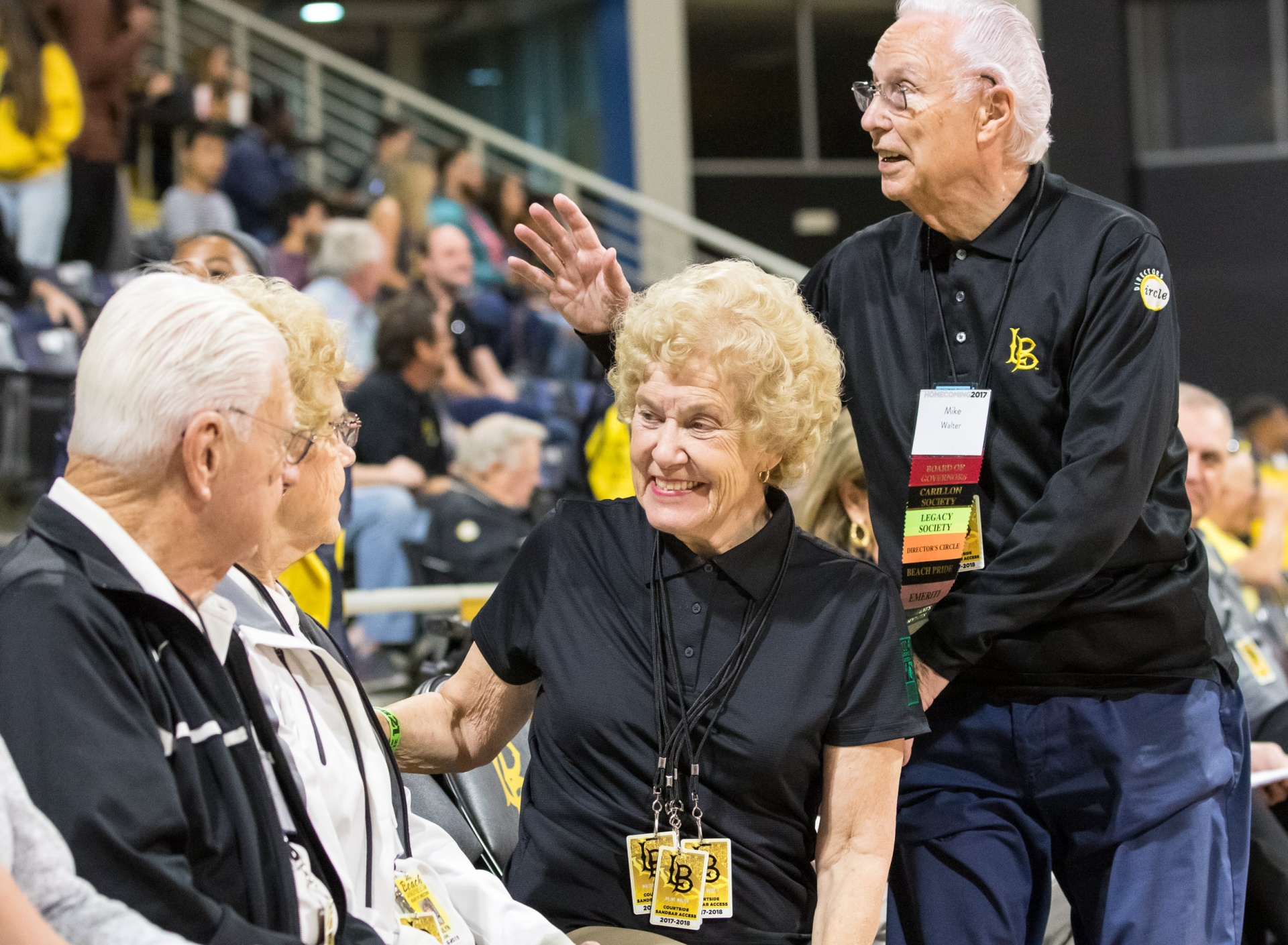 Mike and Arline Walter at a Long Beach State Athletics baske