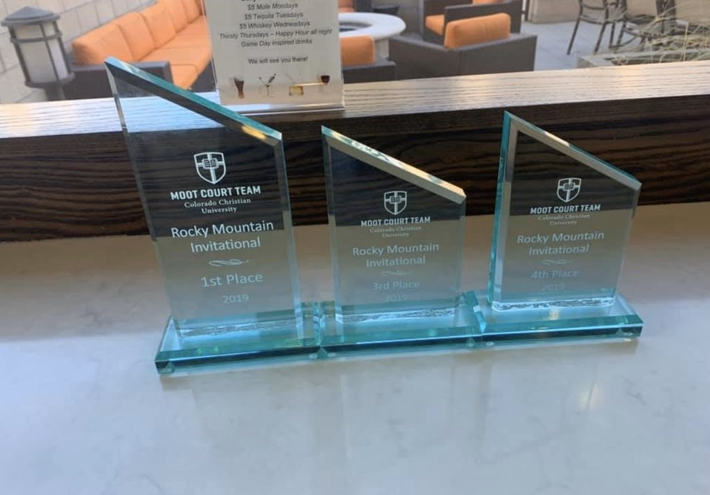 moot2.jpg moot court award