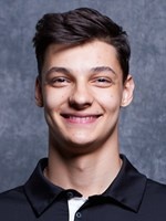 Alex Nikolov headshot