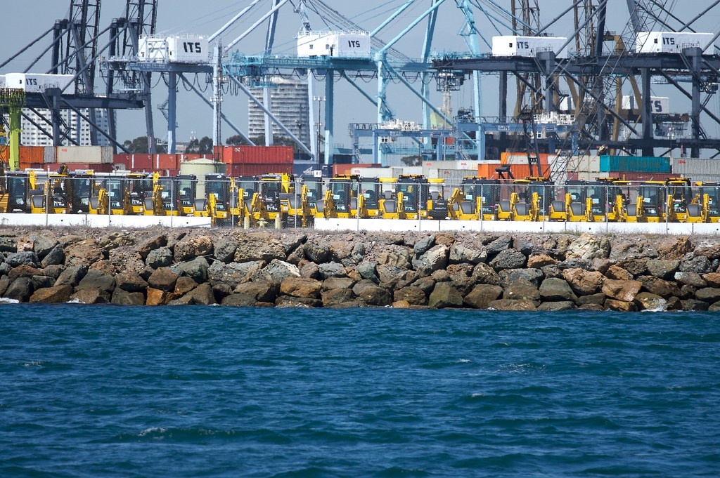 ports.jpg port