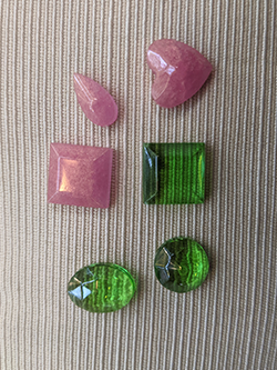 resin_art_1.png Resin art charms